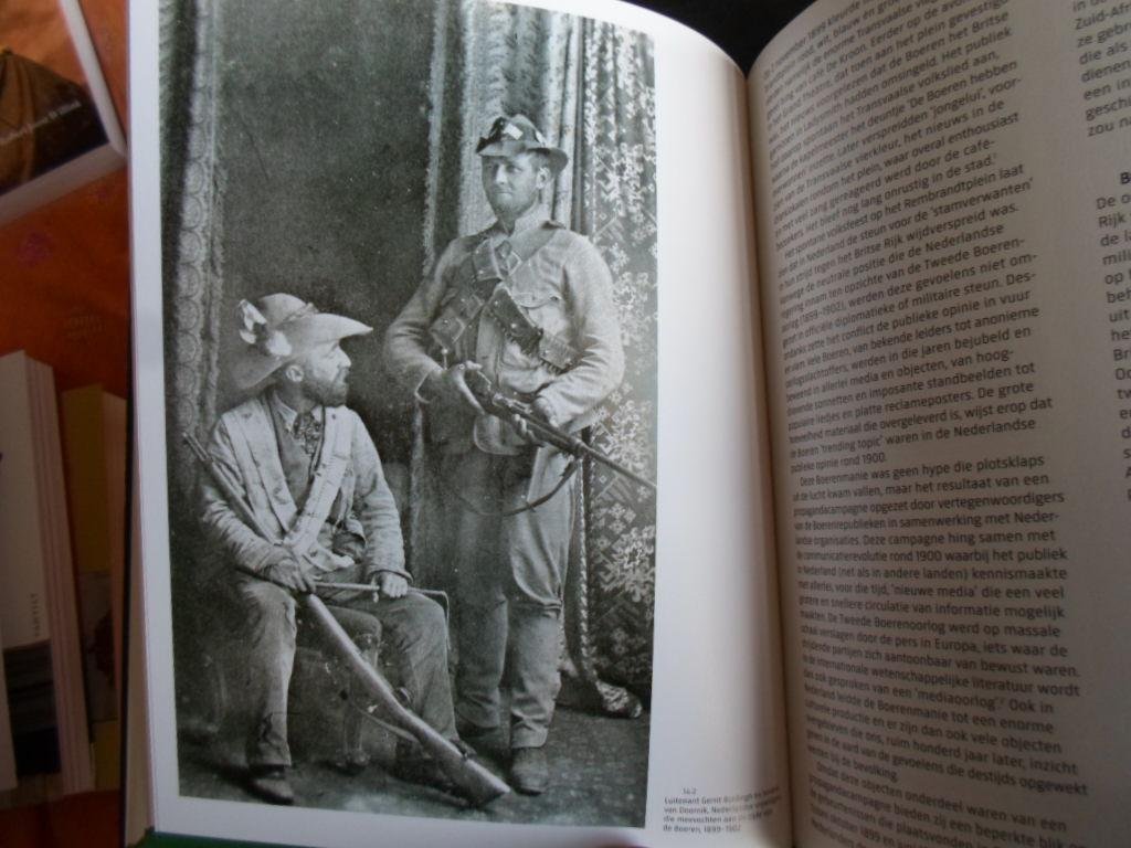 Gosselink,Martine & Maria Holtrop en Robert Ross - Goede hoop, Zuid-Afrika en Nederland vanaf 1600