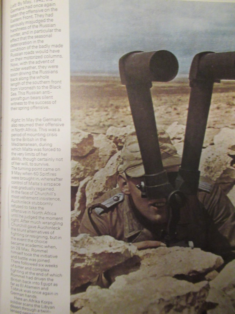 Hunt, Robert - Hartman, Tom (editors) - Swastika at war