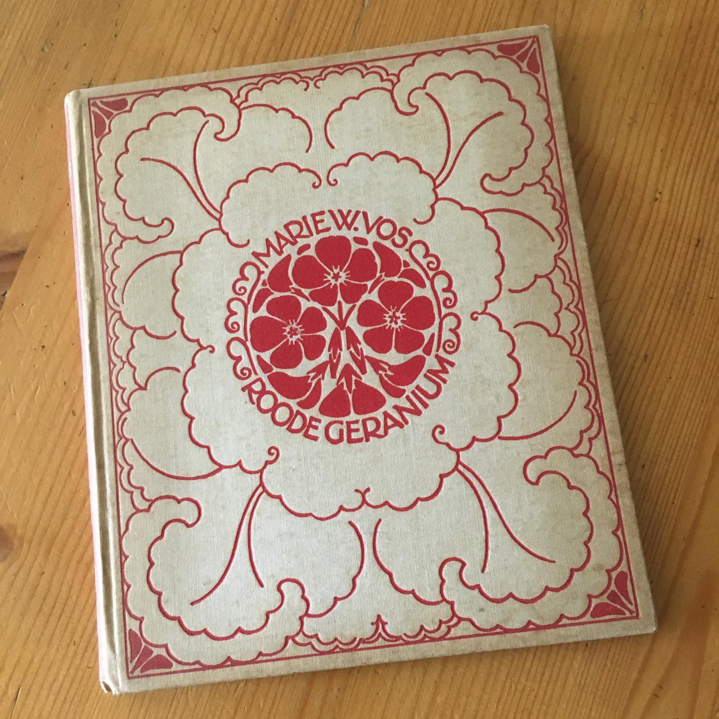 Vos, Marie W. - Roode Geranium