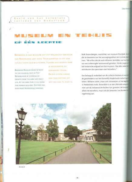 Smit, Marlies met foto's van Luuk van der Lee  en Illustraties van Roel Seidell - Arnhem en het nieuwe millennium - Dynamische stad op weg naar 2015