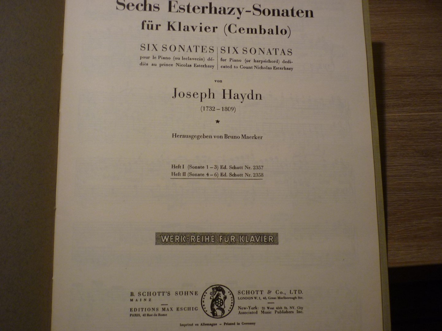 Haydn; Franz Joseph (1732-1809) - Sammlung leichter Klavierstucke  //  Sechs Sonatinen  //  Esterhazy-Sonaten - Heft I en Heft II