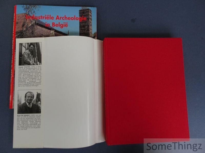 Viaene, Patrick en de Herdt, René. - Industriële archeologie in België. [Boek + map met 15 losse kaarten]