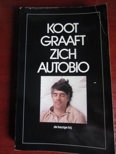 Kooten, Kees van - Koot graaft zich autobio