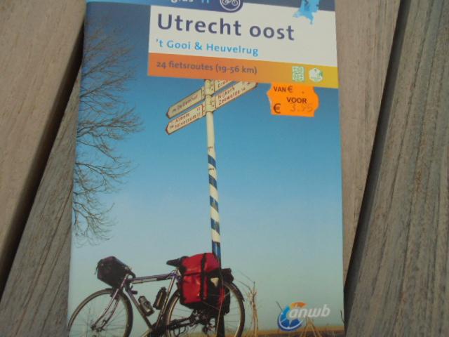 Tekstbureau Vlijtige Lies, ANWB Media - ANWB fietsgids 11 : Utrecht Oost: 't Gooi & Heuvelrug / 24 fietsroutes (19-56 km)