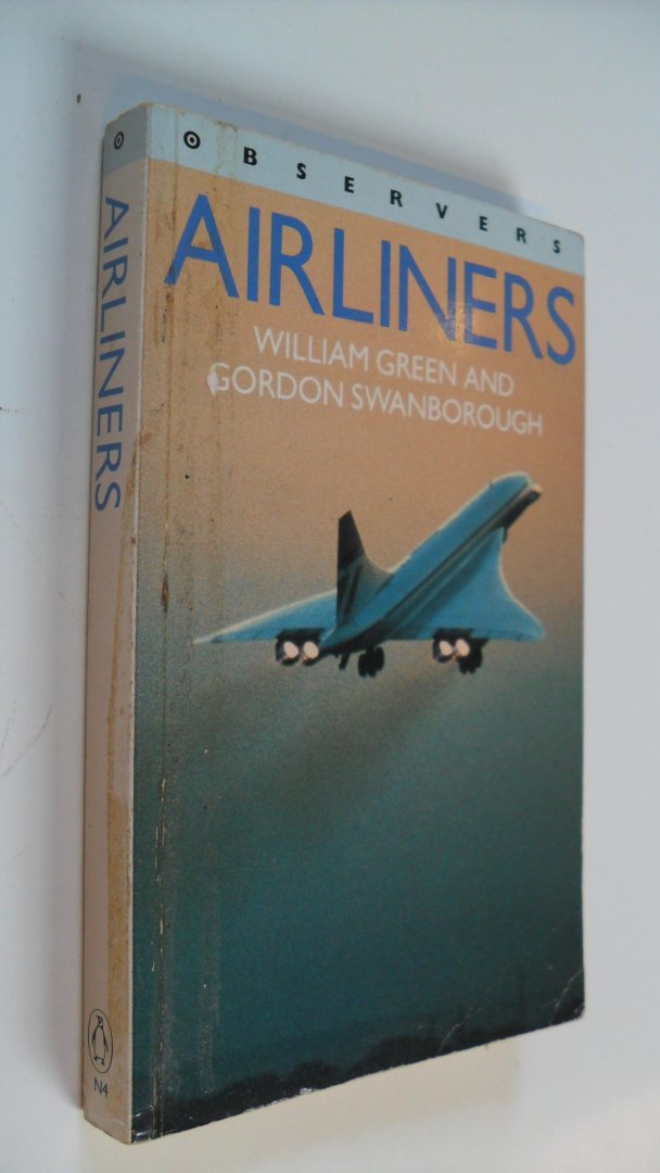 Green William and Gordon Swanborough - Airliners