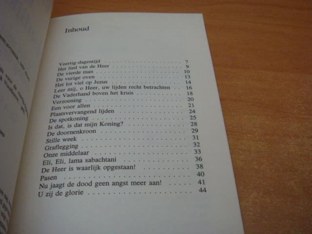 Rienstra, A.S. - Van lijden tot Heerlijkheid - Gids voor de veertig-dagentijd