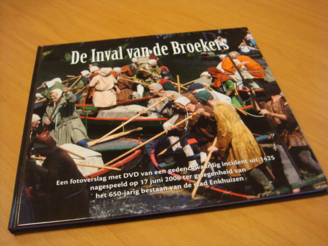 Gonnie Lubbers & Henny Reese van Dok - De inval van de Broekers - met DVD