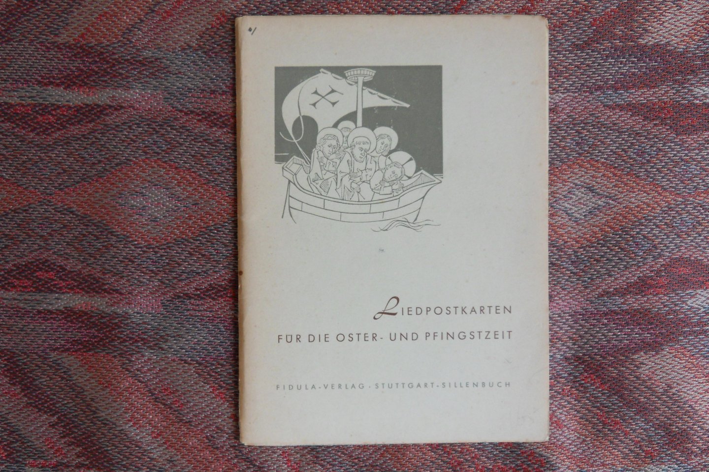 Gnadenquell (bron van herkomst teksten). - Liedpostkarten für die Oster- und Pfingstzeit. [ mapje bevat acht losse kaarten met muzieknotatie en grafische afbeelding].