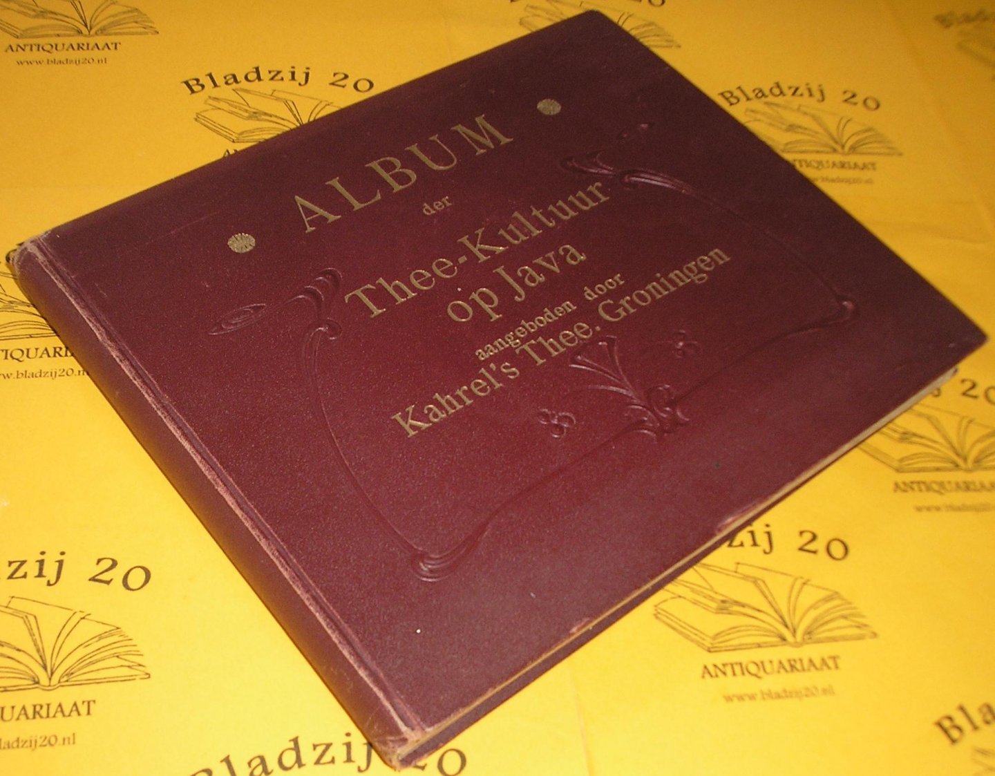 Plaatjesalbum Kahrel's Thee. - Album der Thee-Kultuur op Java.