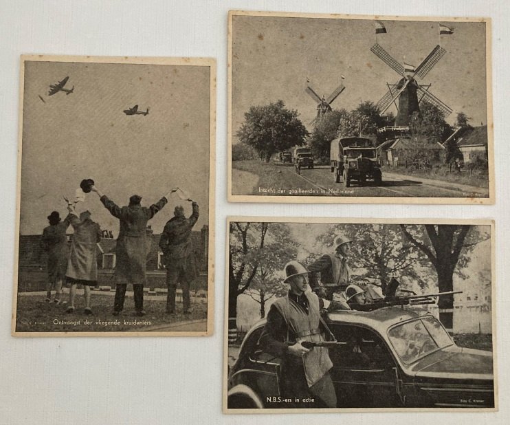 Kramer, C., [fotografie] - - Ontvangst der vliegende kruideniers; Intocht de Geallieerden in Nederland; N.B.S.-ers in actie. [3 foto-ansichtkaarten, c. 1945]