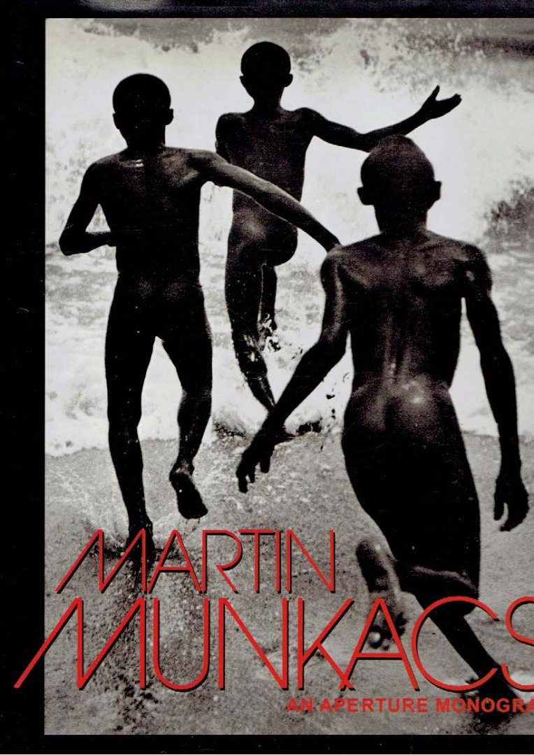 MUNKACSI, Martin - Martin Munkacsi - Biographical profile by Susan Morgan.