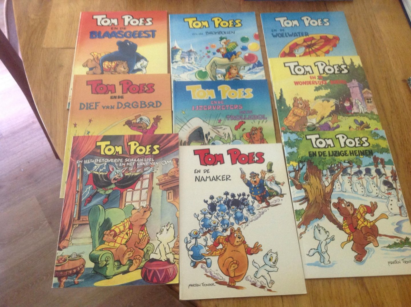 Toonder, M. - Tom poes en de bromtollen / druk 1 met 20 andere titels zelfde reeks