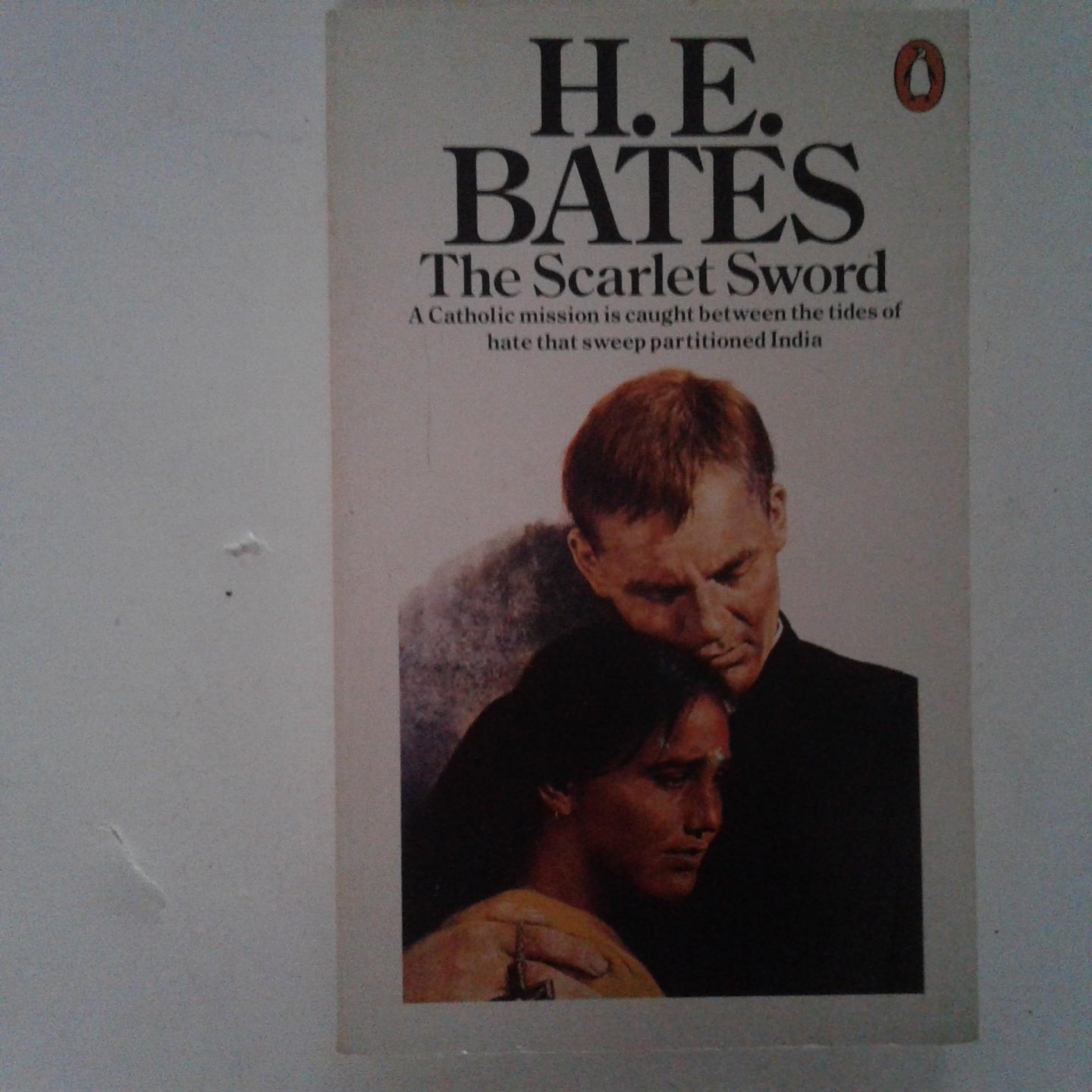 Bates, H.E. - The Scarlet Sword