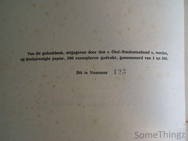 N/A. / Oud-Studentenbond. - Gedenkboek Sint-Jozefscollege Hasselt, 1882-1932.