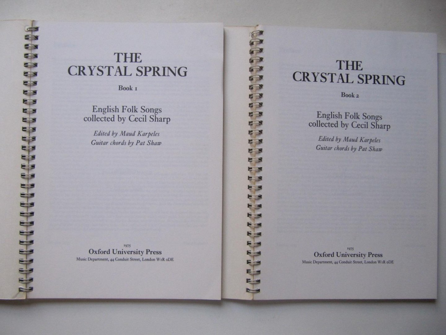 Edited by Maud Karpeles - The Crystal Spring - Book 1 en 2 The English Folk Songs, collected by Cecil Sharp