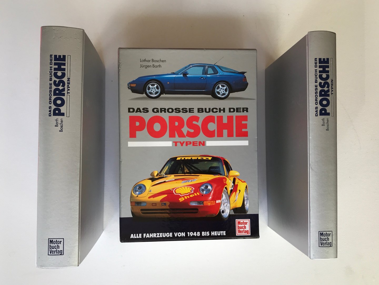 Boschen, Lothar, Jürgen Barth - Das grosse buch der Porsche-typen. Alle fahrzeuge von 1948 bis heute.   2 delen