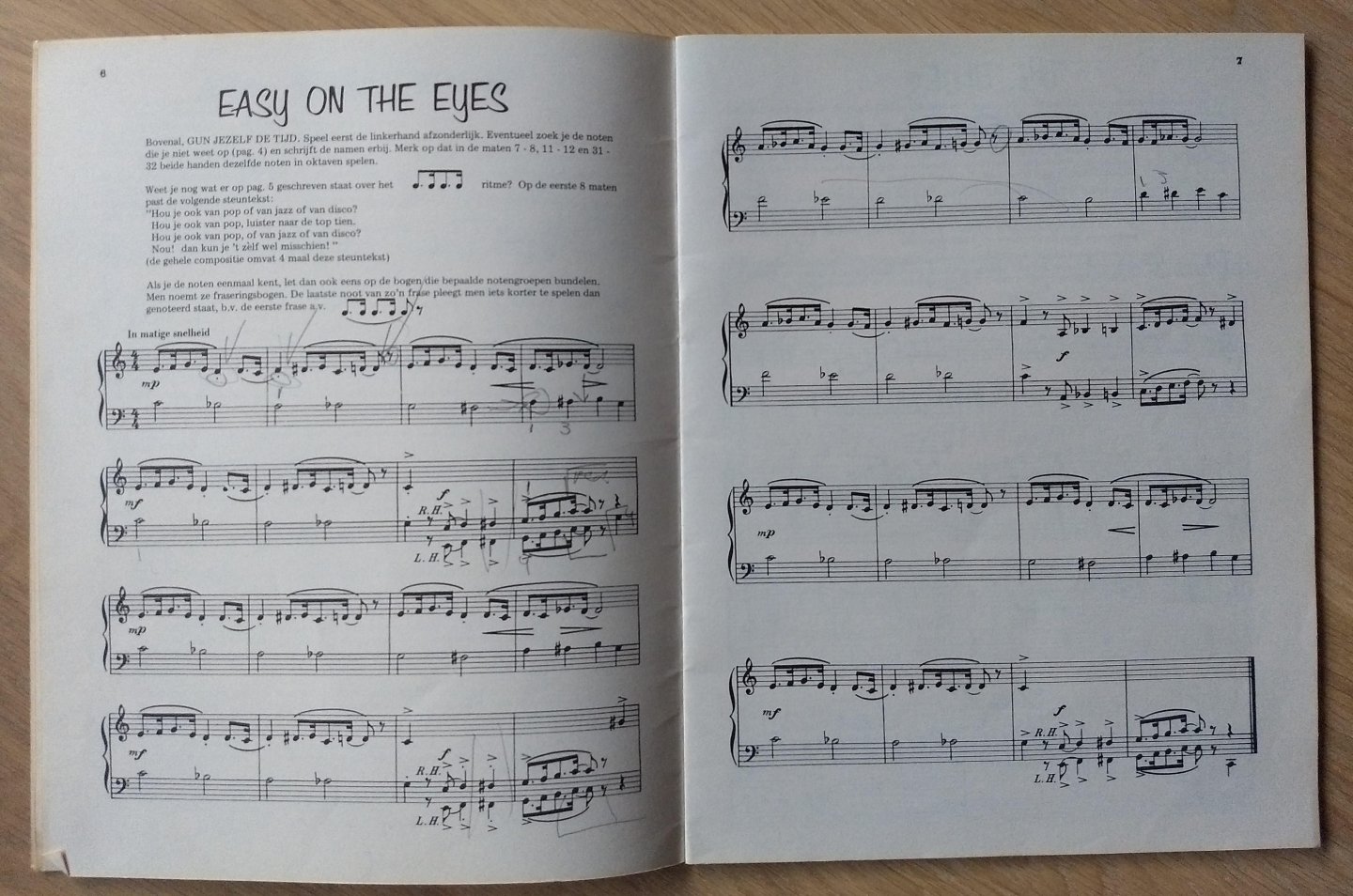 Foy, Jack - KEYBOARD POPS - 14 EENVOUDIGE PIANOWERKJES IN JAZZSTIJL