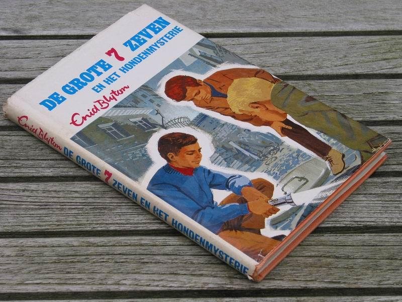 Blyton E. - De grote 7 en het hondenmysterie