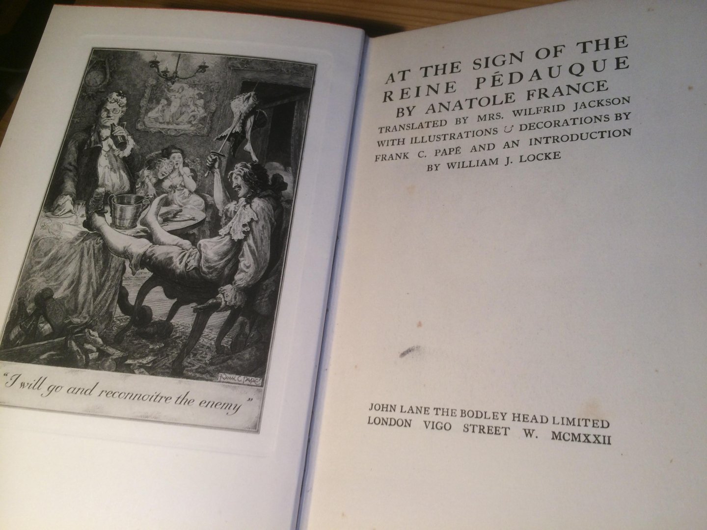 France, Anatole & Frank C Papé (illustraties) - At the Sign of the Reine Pédauque