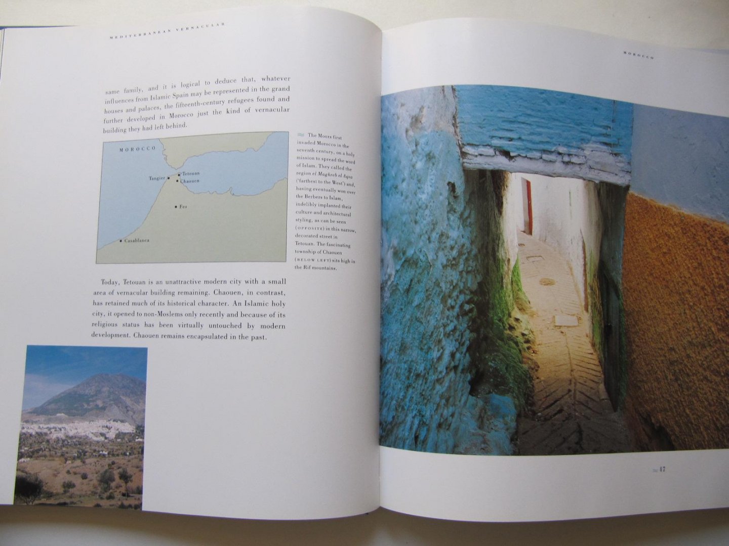 V. Atroshenko & M. Grundy - Mediterranean Vernacular, a vanishing architecural tradition