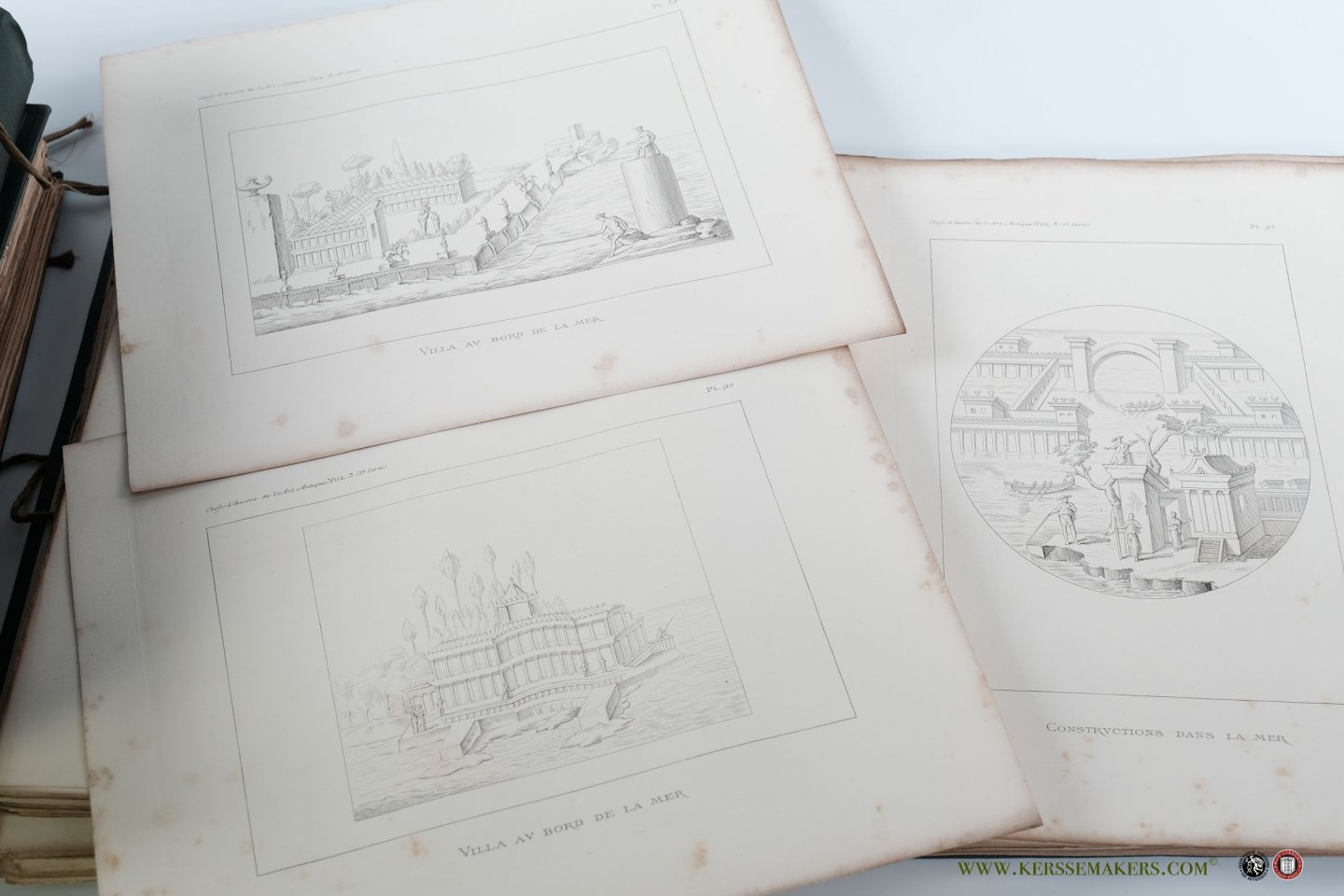 Lenormant, F. - Chefs d'oeuvre de l'art antique. Architecture - Peinture - Statues - Bas-reliëfs - Bronzes - Mosaïques - Vases - Medailles - Camées - Bijoux - Meubles, etc. Tirés principalement du Musée royal de Naples, dessinés et gravés (gravures au trai...