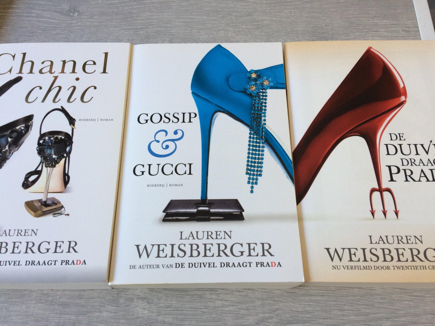 Weisberger, L. - Drie boeken van Weisberger; Chanel chic,De duivel draagt Prada,Gossip&Gucci