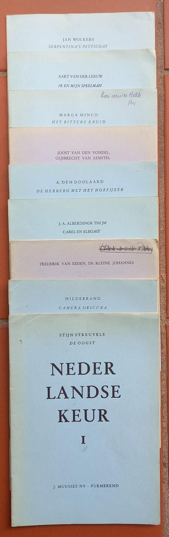 Auteurs (zie Meer info) - 9 titels: Nederlandse Keur nr. 1 - 10 - 12 - 22 - 37 - 45 - 48 en 59 (boekbesprekingen)