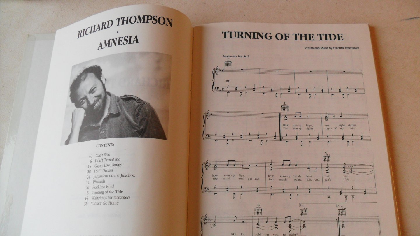 Thompson Richard - Amnesia  Muziek