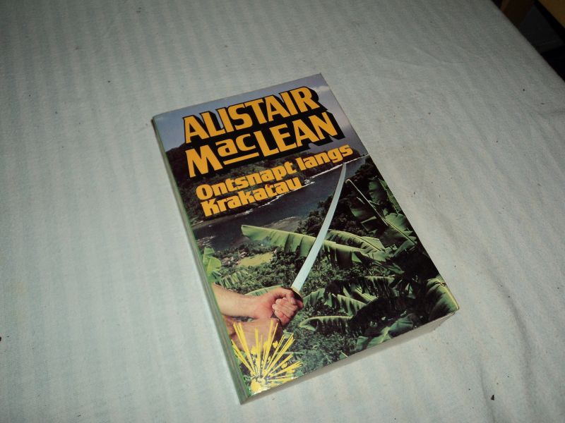 MacLean, Alistair - Ontsnapt langs Krakatau