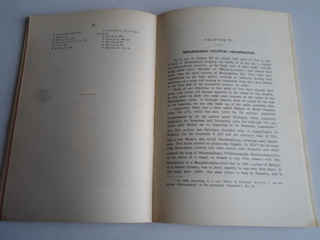 Josselin de Jong, P.E.de - Minangkabau and Negri Sembilan, Socio-political structure in Indonesia, Proefschrift