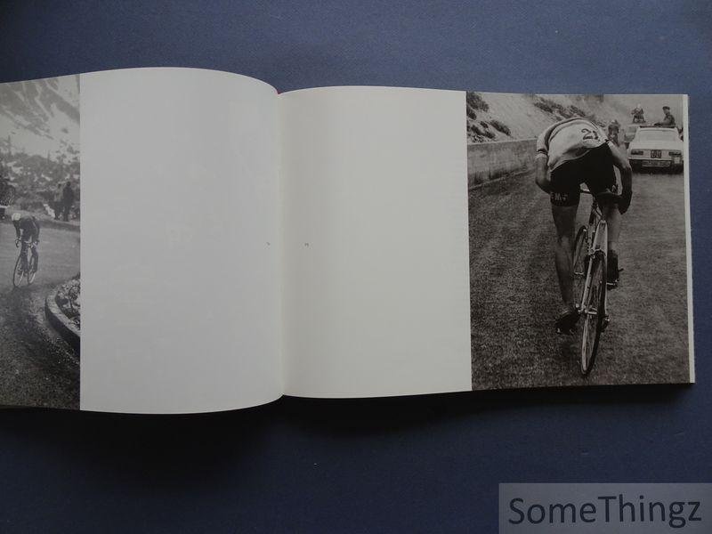 Baeckelandt, Frederik (tekst), Vannieuwkerke, Karl (voorw.), Stephan Vanfleteren (fotogr.). - Eddy Merckx 525.