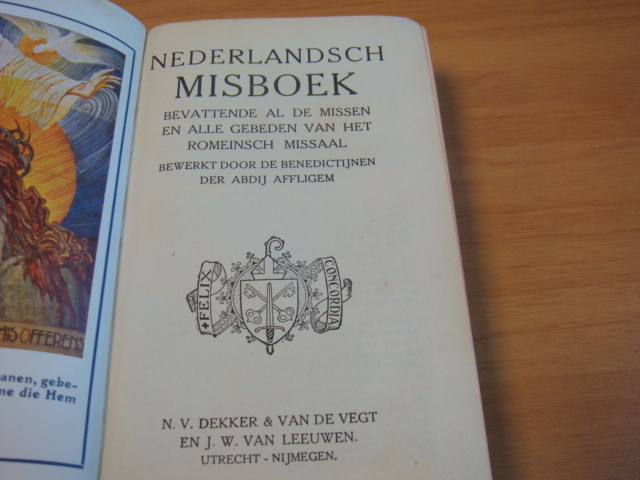 Benedictijnen der Abdij Affligem - Nederlandsch misboek bevattende al de missen en alle gebeden van het Romeinsch Missaal