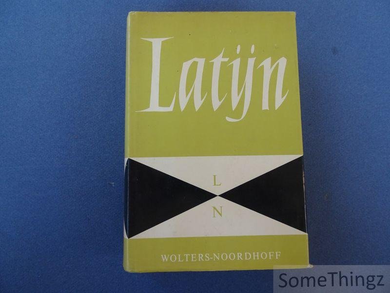 Muller, Dr. Fred. / Renkema, Dr. E.H. - Beknopt Latijns-Nederlands woordenboek