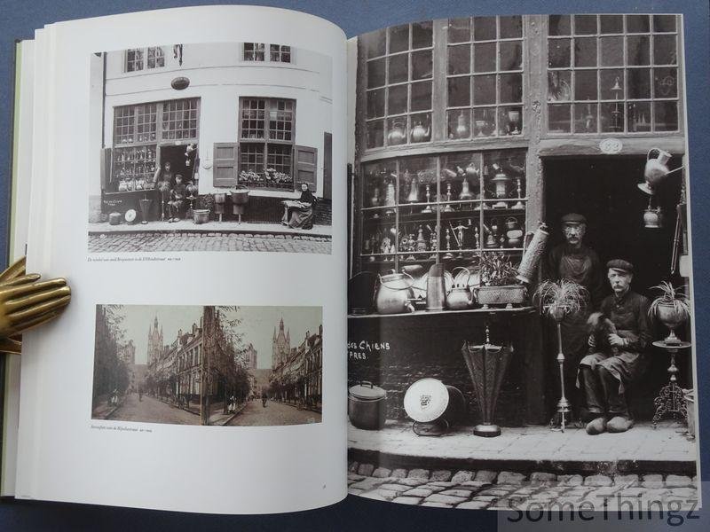 Dewilde, Jan. - Godenschemering over Ieper: Ieper gezien door de fotografen Léontine, Maurice en Robert Antony, 1893-1930.