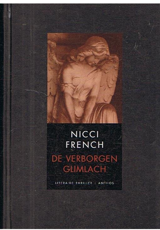 French, Nicci - De verborgen glimlach