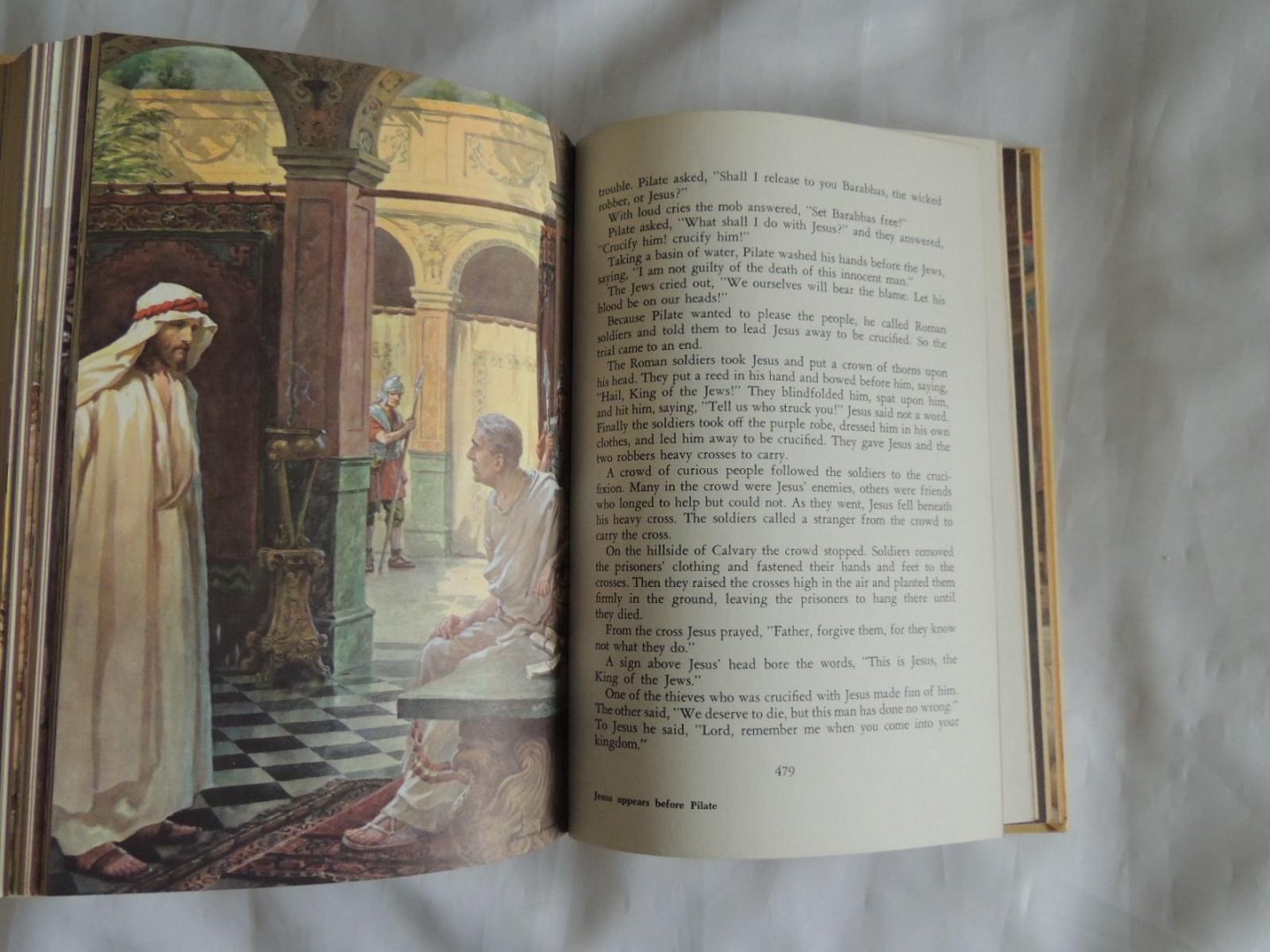 Elsie E Egermeier; Arlene S Hall - Egermeier's Bible story book - A complete narration from Genesis to Revelation for young and old.