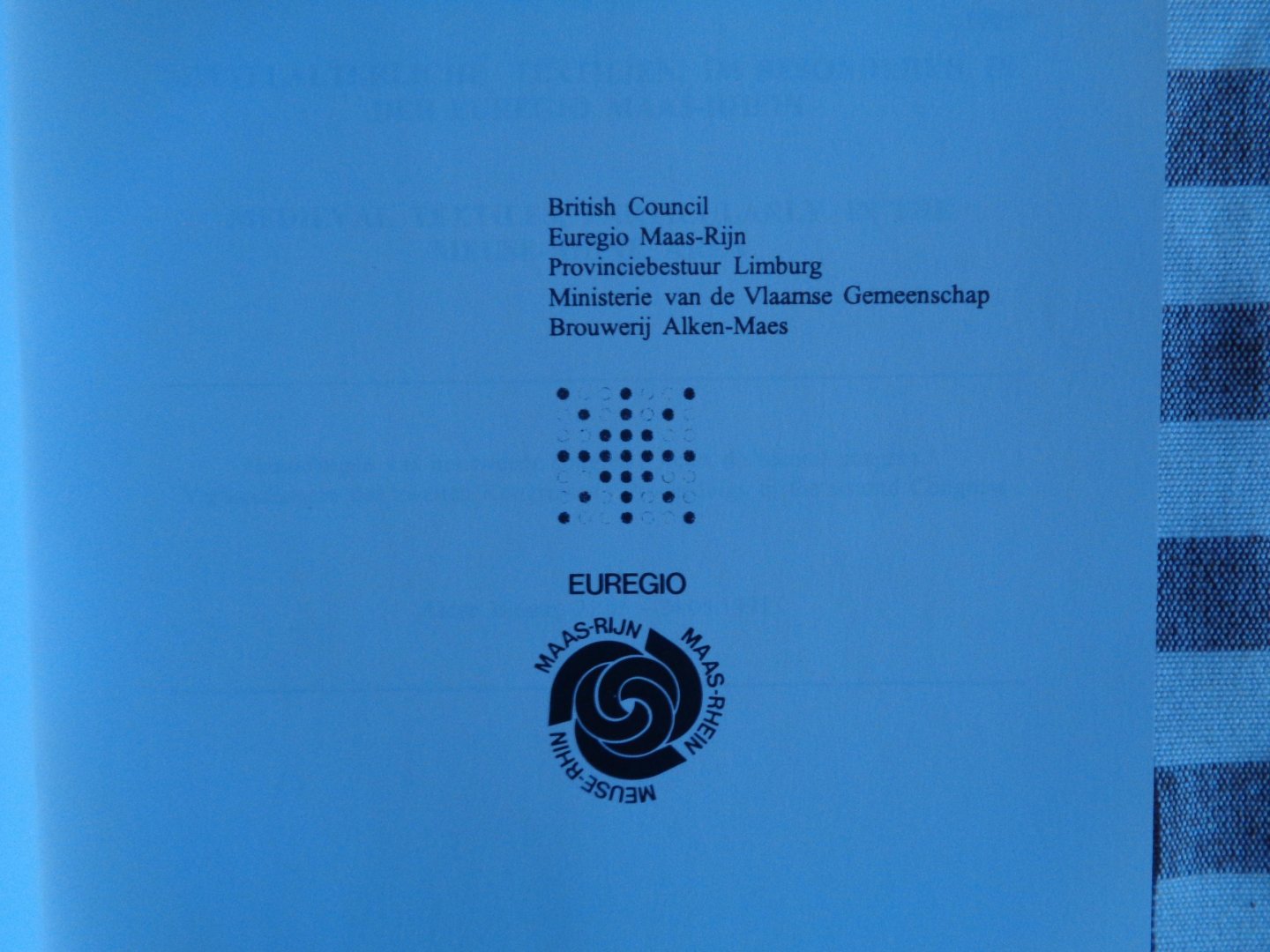 leon smets diensthoofd - middeleeuws textiel in het bijzonder in het euregiogebied  maas-rijn