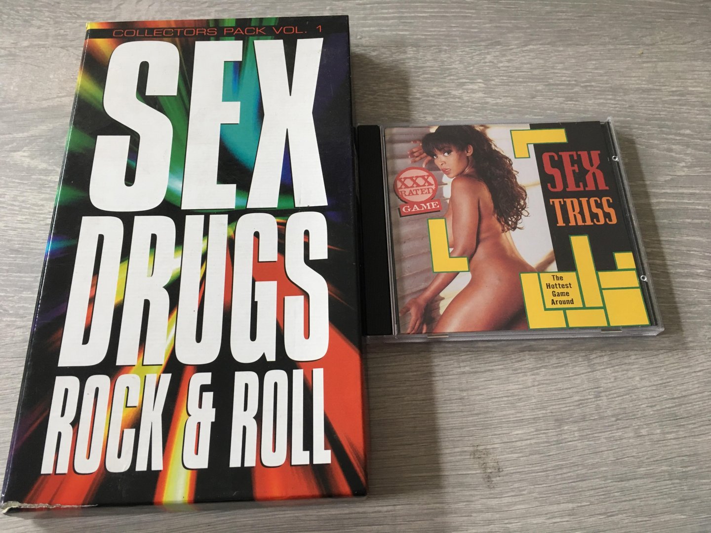  - Collectors pack volume 1; The Amsterdam marihuana guide, Sex drugs rock & roll