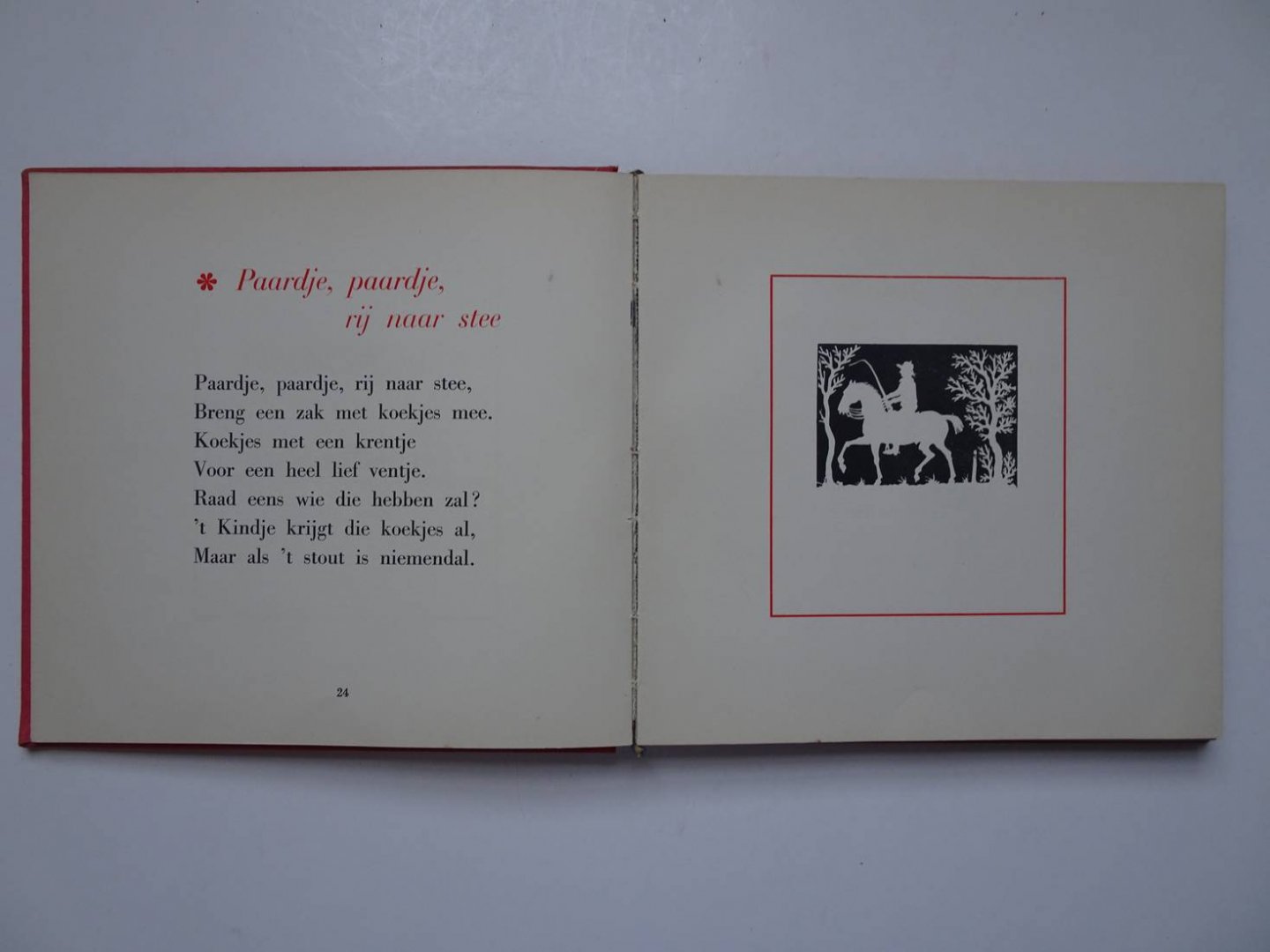 Marée, Piet. - Klein, klein, kleutertje (Ju, Ju, Paardje) en 60 andere oude rijmpjes.