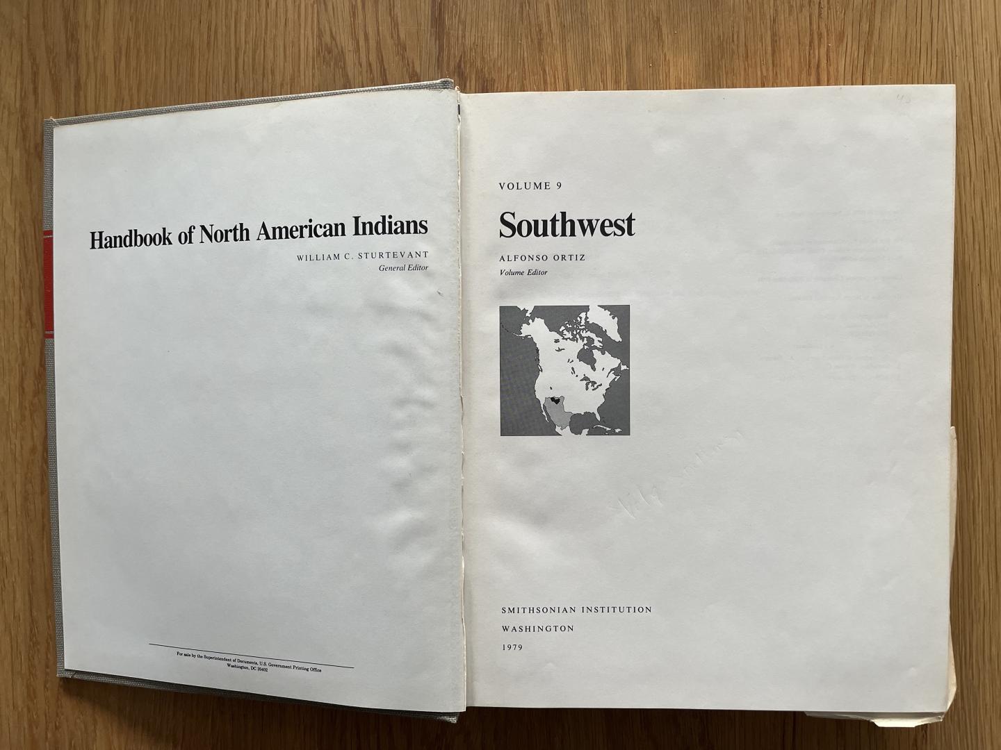 Ortiz, Alfonso (editor) - Handbook of North American Indians. Volume 9 - Southwest