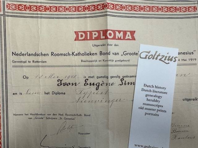  - Diploma typist uitgereikt door Nederlandschen Rooms-Katholieken bond van "Groote" Schrijvers St Genesius to Ivon Eugene Simon. .