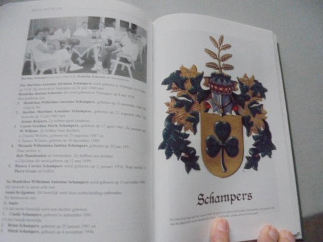 Schampers, G.J.A. - De familie Schampers / druk 1 !!!!!!!!!!!!!!!!!! 298 blz