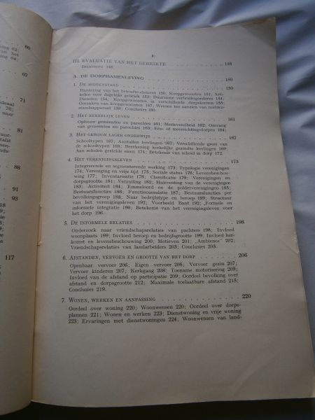 Constandse, Dr. A.K. - van zee tot land nr 31 Het dorp in de IJsselmeerpolders