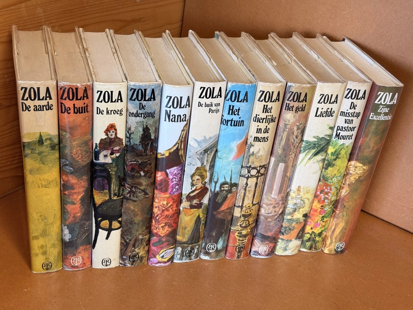 Emile Zola - De Aarde, De Buit, De Kroeg, De Ondergang, Nana, De Buik van Parijs, Het Fortuin Het Dierlijke in de Mens, Het Geld, Liefde, De Misstap van Pastoor Mouret, Zijne Excellentie