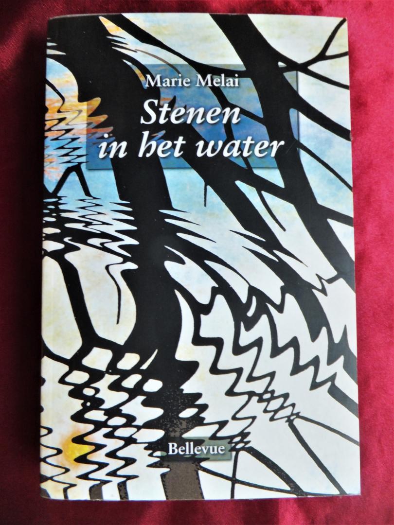 Melai, Marie boek GESIGNEERD door auteur - Stenen in het water [1.dr]