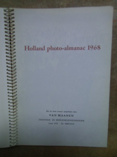 van maanen ziekenhuis en bedrijfskleding - Holland Photo Almanac 1968
