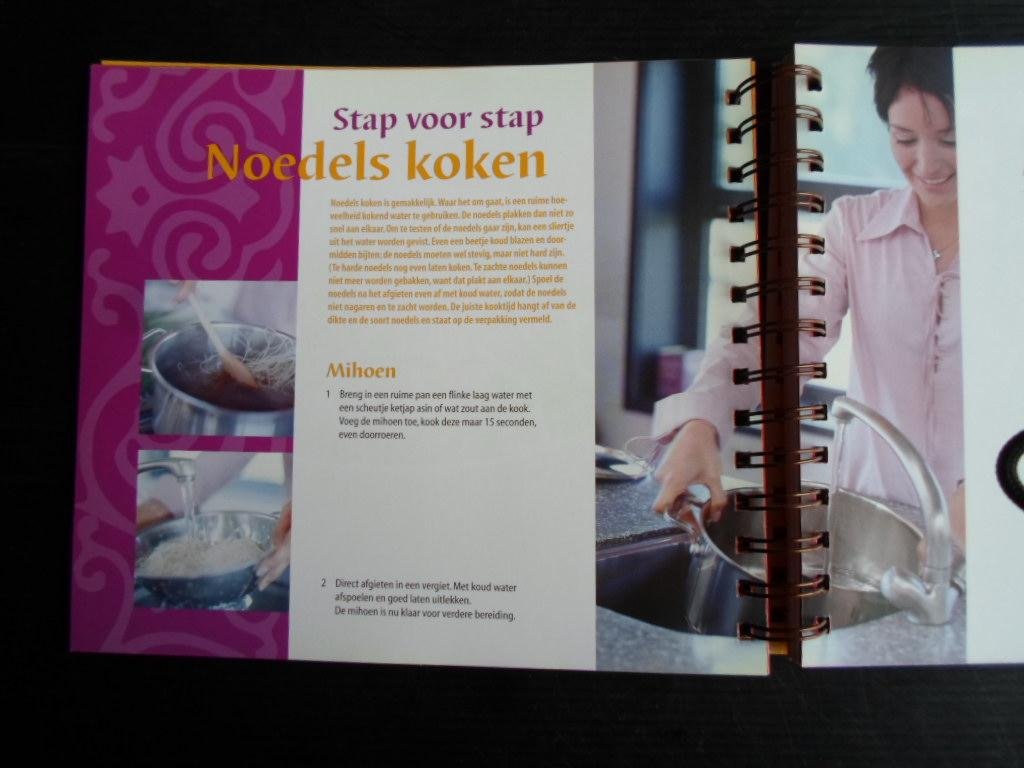  - De smaak van Azie, met nieuwe, makkelijke wokrecepten