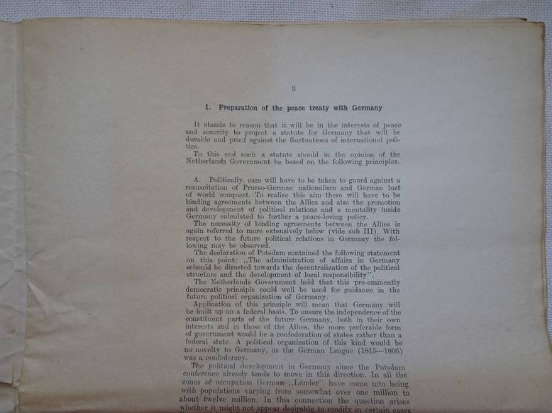 -. - Memorandum of the Netherlands Government on allied policy with regard to Germany.