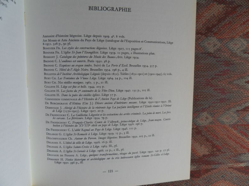 Poumon, Émile (tekst); Depelsenaire, Marcel (125 tekeningen). - Liège au passé prestigieux.