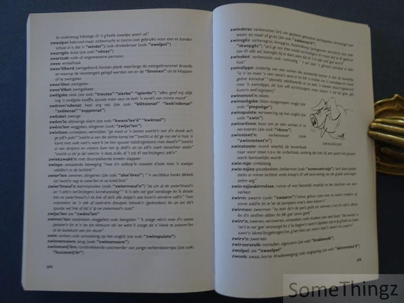 Frans Dewaele, Paul Verleyen, Frans Mullie, Jo Devos, Marc Mahieu en Erik Depraetere. - Het dialect van Anzegem en omstreken. Ae's ge dat lui'ë leest teus hoôrde hoe da'me wilder klapp'n al de kant'n van Anzegêm : klanken, woorden en zegswijzen uit de streek van Anzegem, Avelgem, Kruishoutem, Oudenaarde, Waregem (Potegem), Worteg...